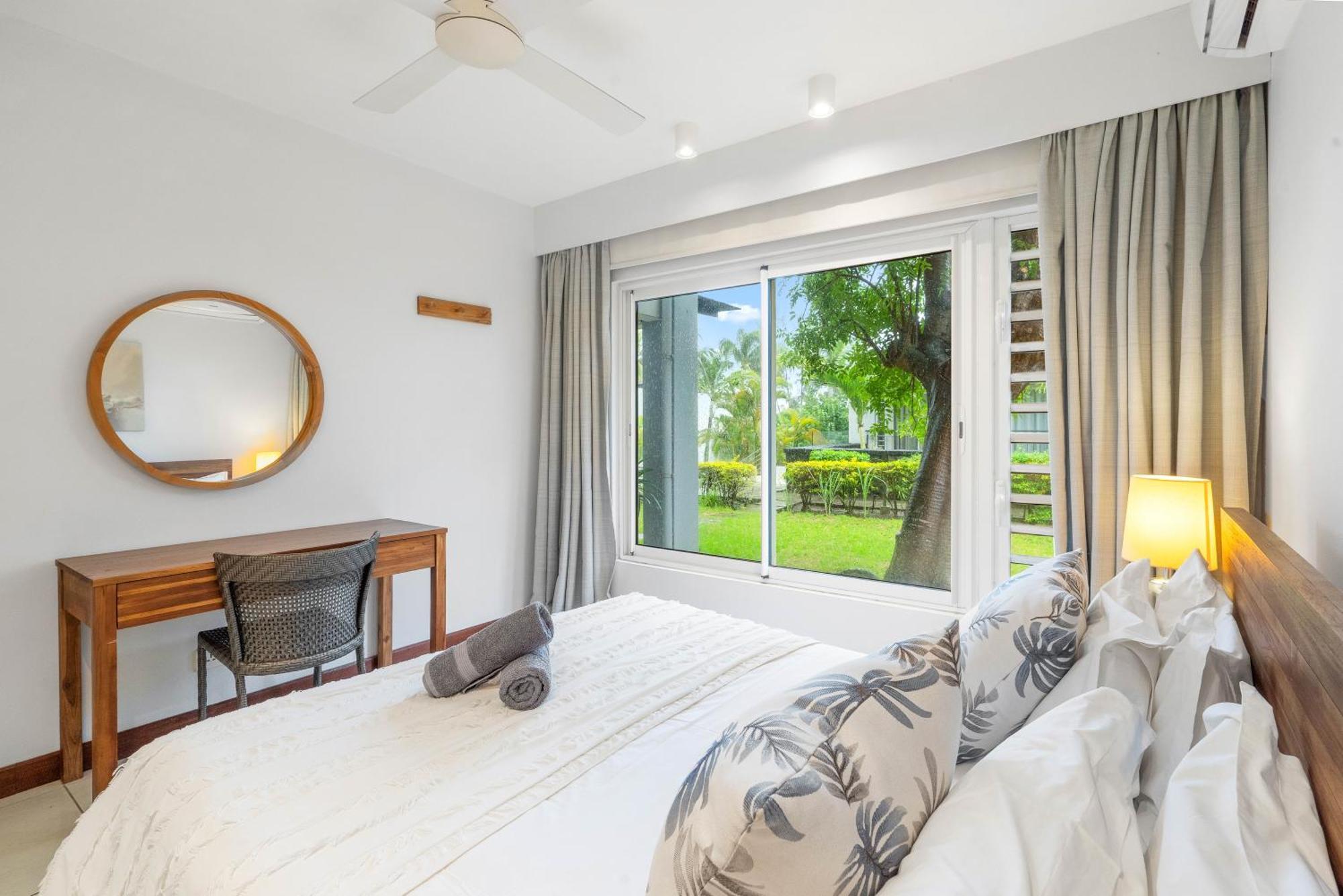 Kanope Bay - Holiday Beachfront Apartments Pointe aux Biches Extérieur photo