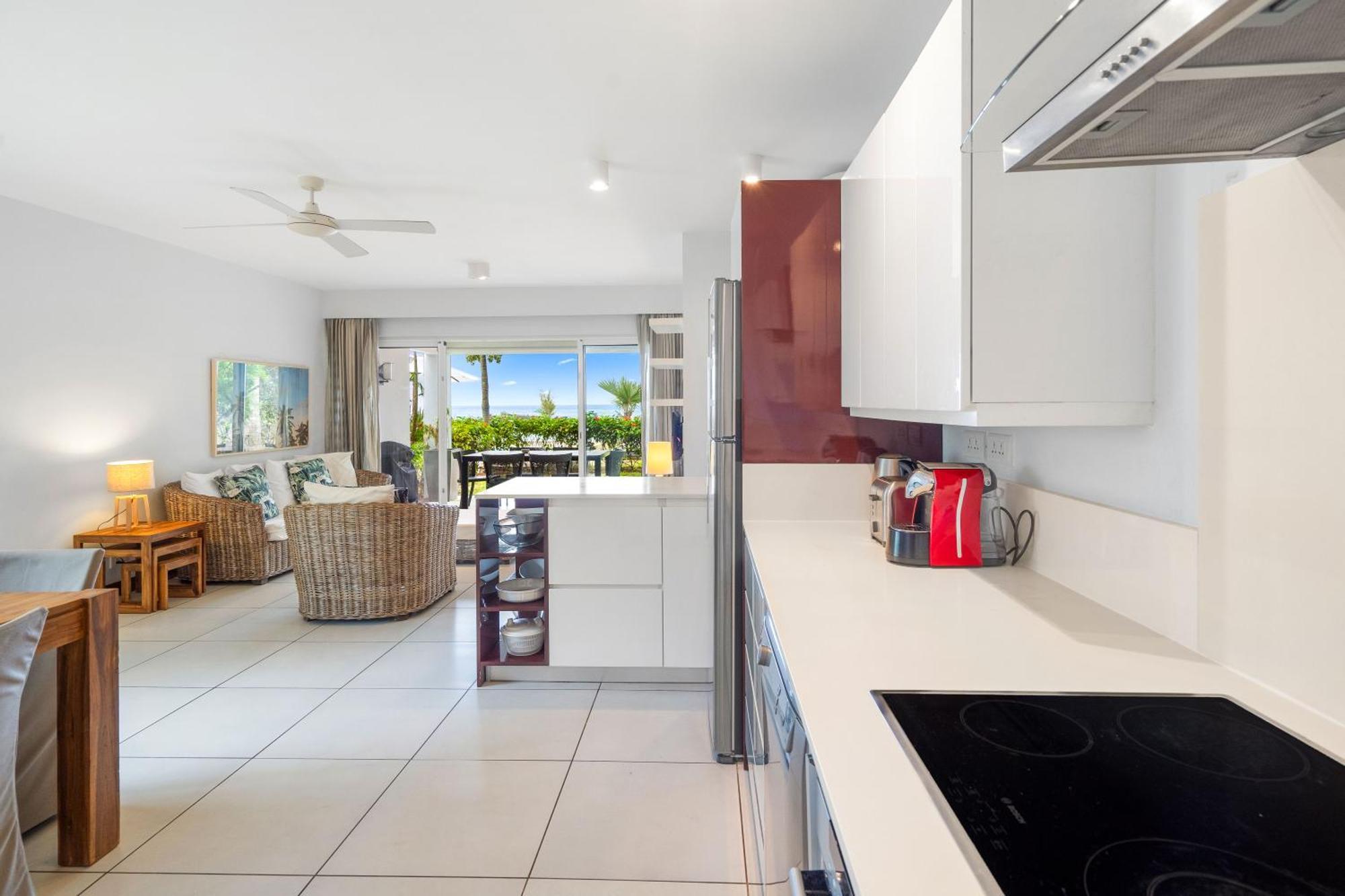 Kanope Bay - Holiday Beachfront Apartments Pointe aux Biches Extérieur photo