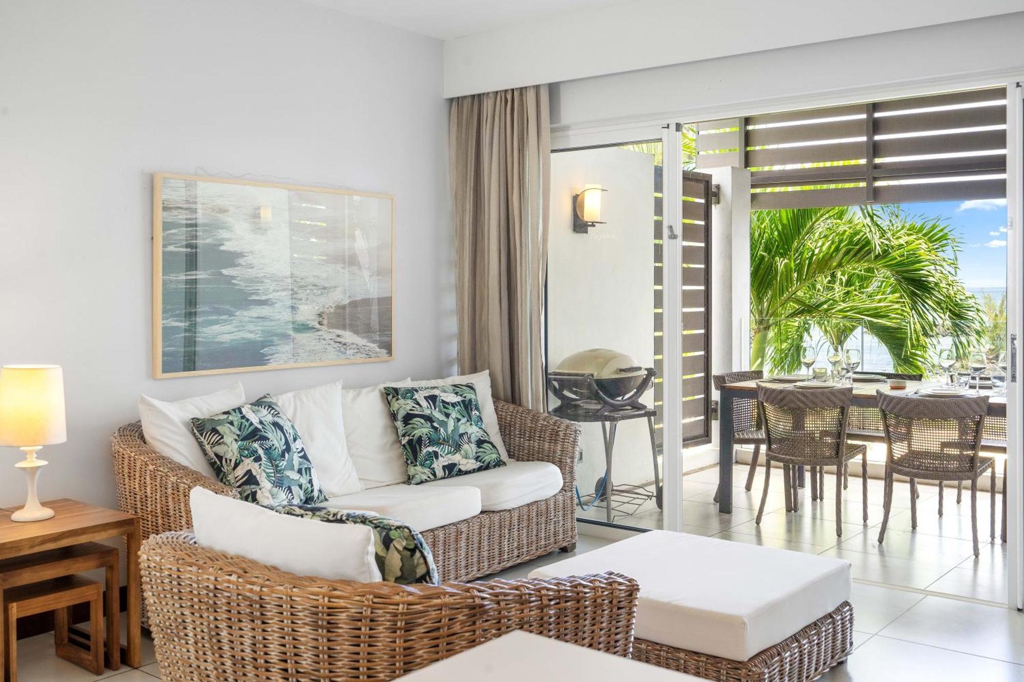 Kanope Bay - Holiday Beachfront Apartments Pointe aux Biches Extérieur photo
