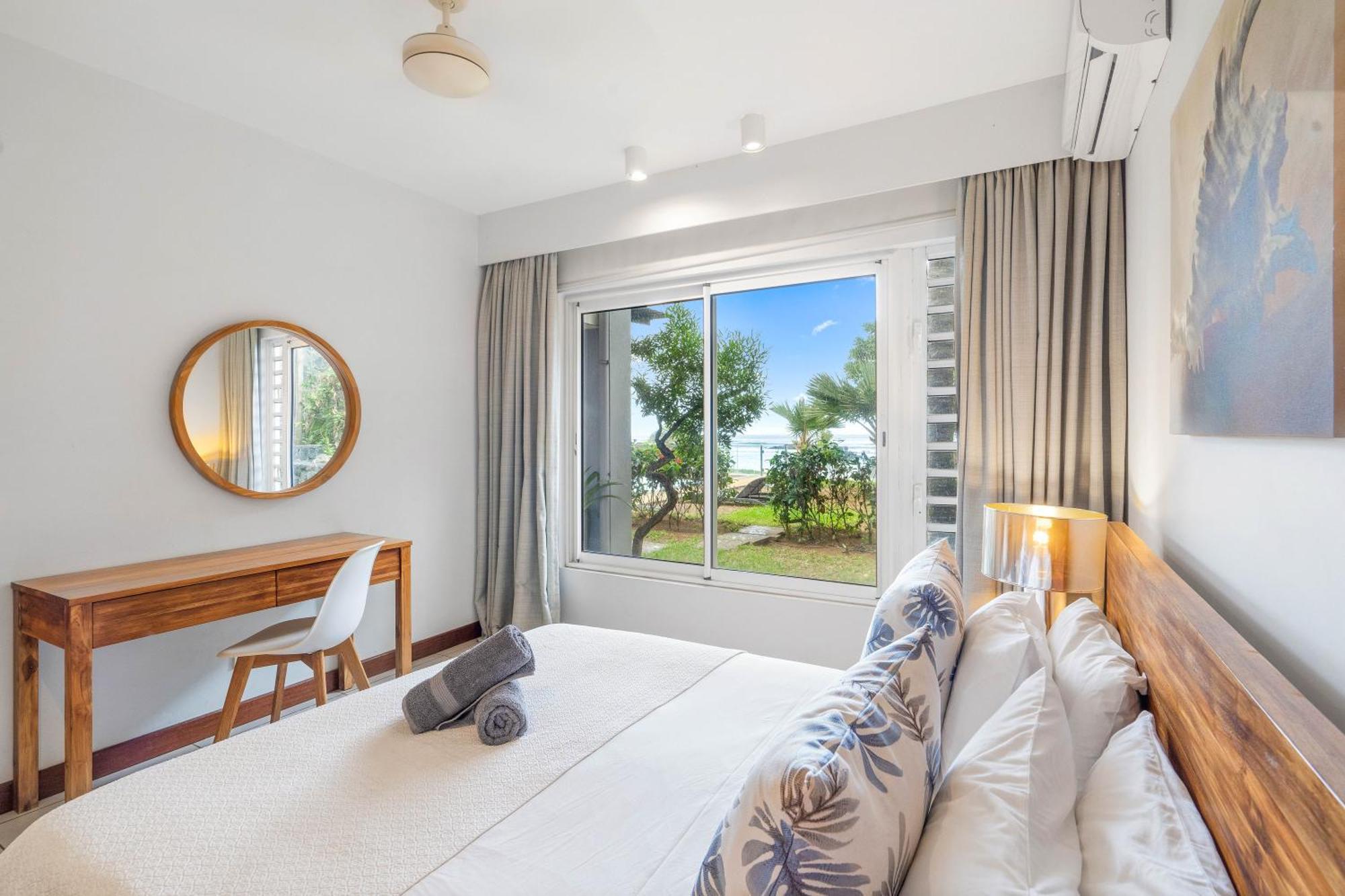 Kanope Bay - Holiday Beachfront Apartments Pointe aux Biches Extérieur photo