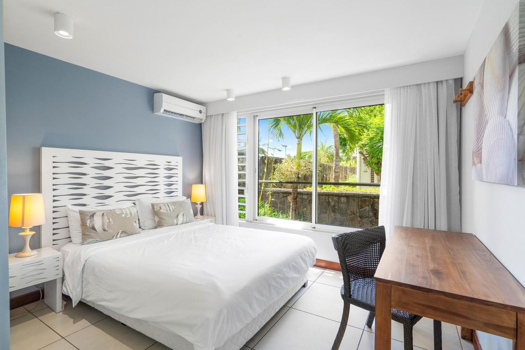 Kanope Bay - Holiday Beachfront Apartments Pointe aux Biches Extérieur photo