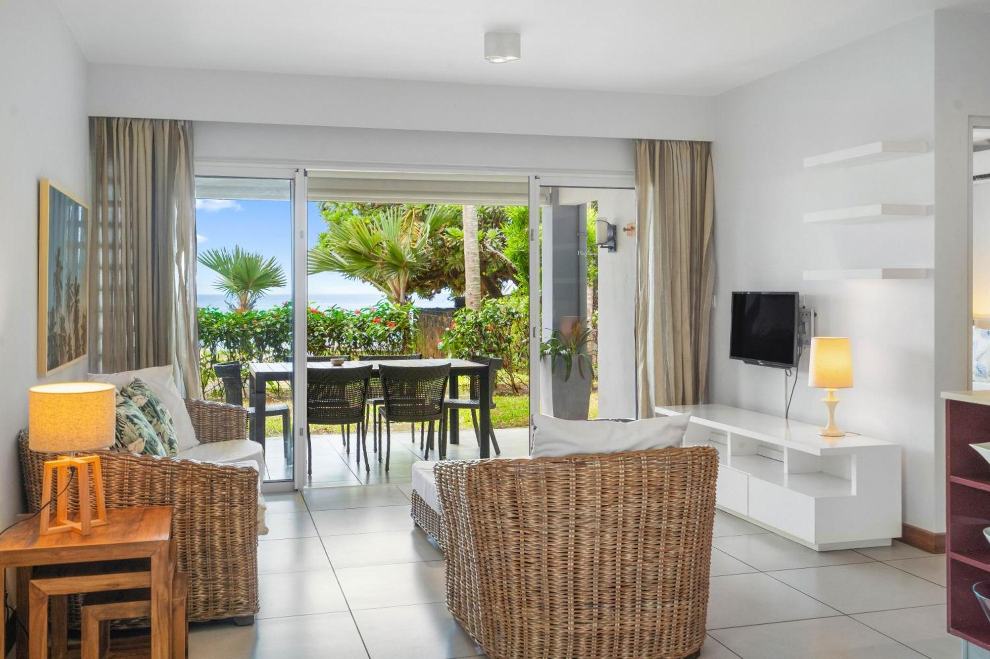 Kanope Bay - Holiday Beachfront Apartments Pointe aux Biches Extérieur photo